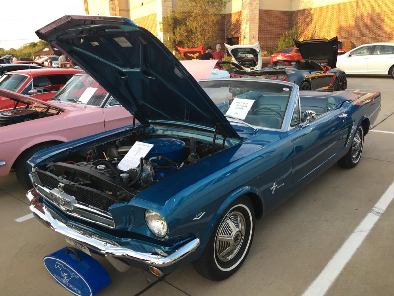 20180902 193057 - Fat Daddys Car Show.jpg